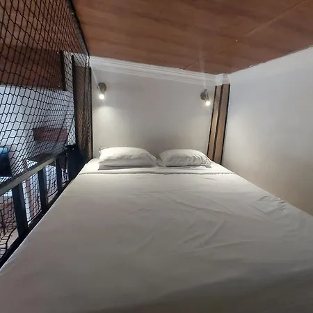 Queen Seagull Boutique 4*