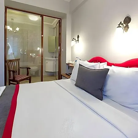 Queen Seagull Boutique فندق مبيت وإفطار 4*