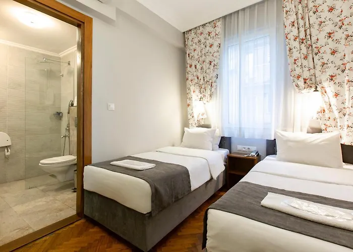 Queen Seagull Boutique Bed & Breakfast